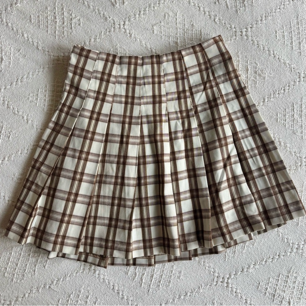 NWT H&M Plaid Pleated Mini Skirt